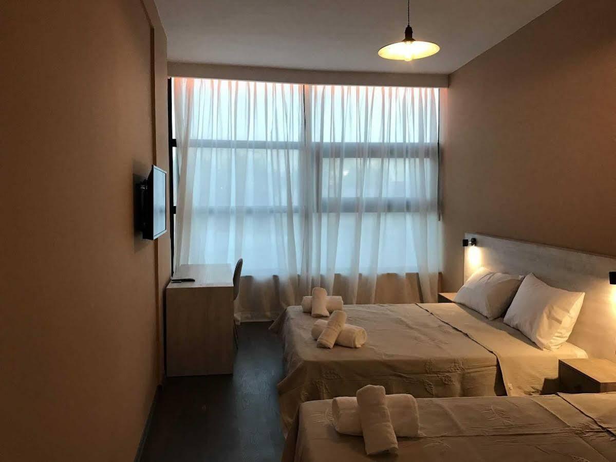 Arc Hotel Tirana Yzberishti Zewnętrze zdjęcie